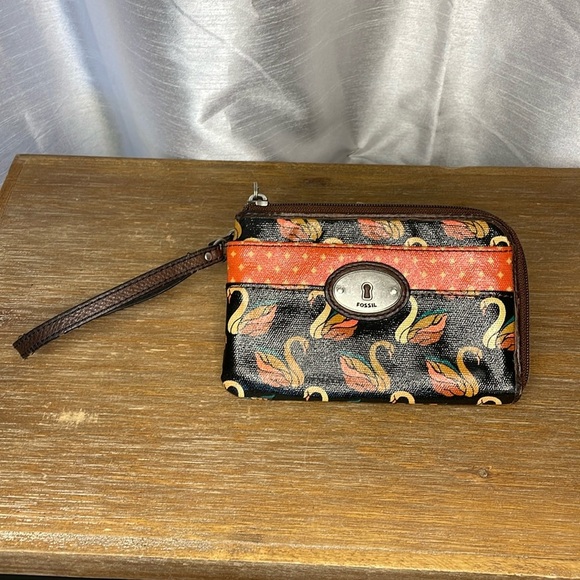 Fossil Key-Per Coated Canvas Swan Wristlet - Picture 9 of 9